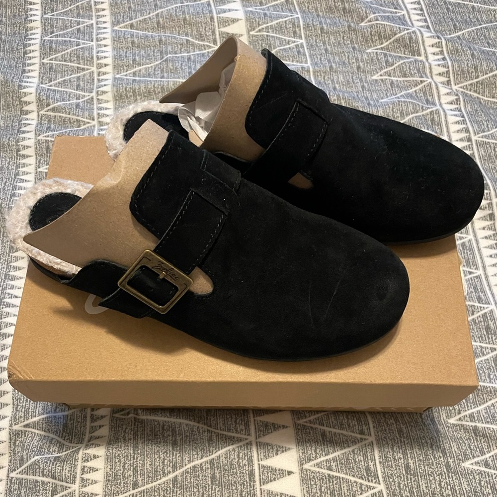 Black Clog’s NWT